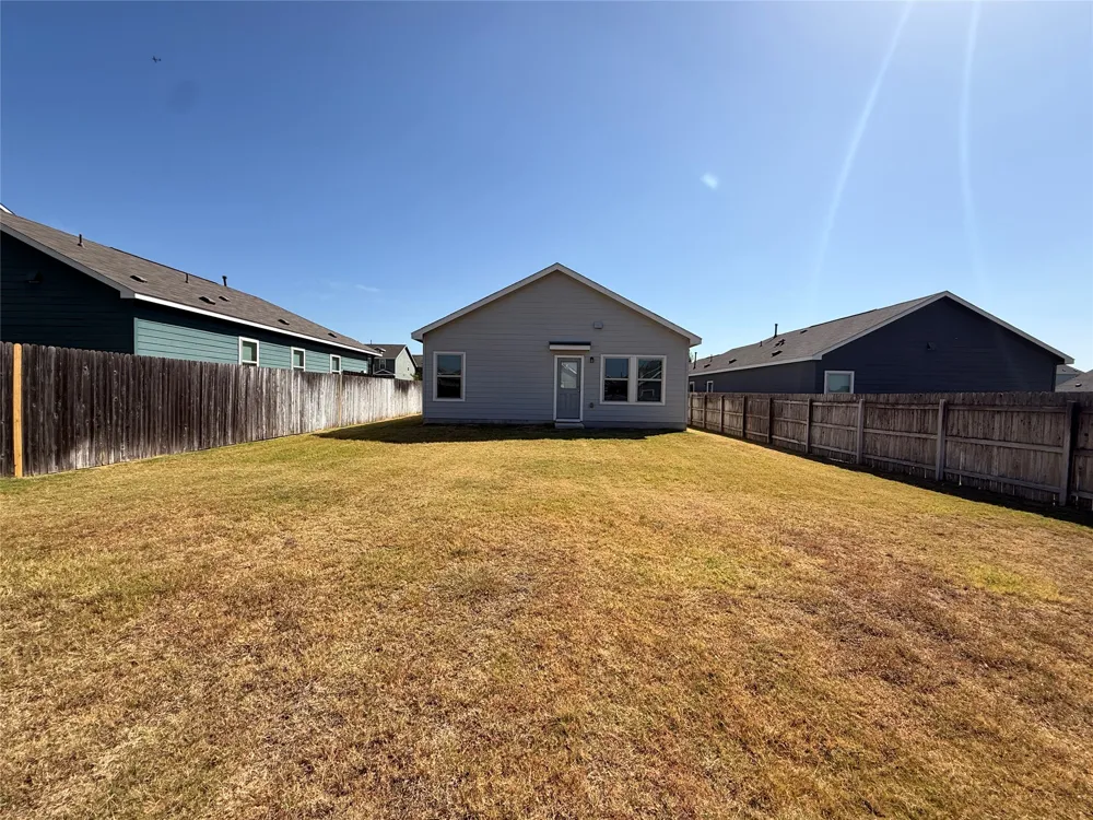 105 Crier Cove Georgetown, TX 78626