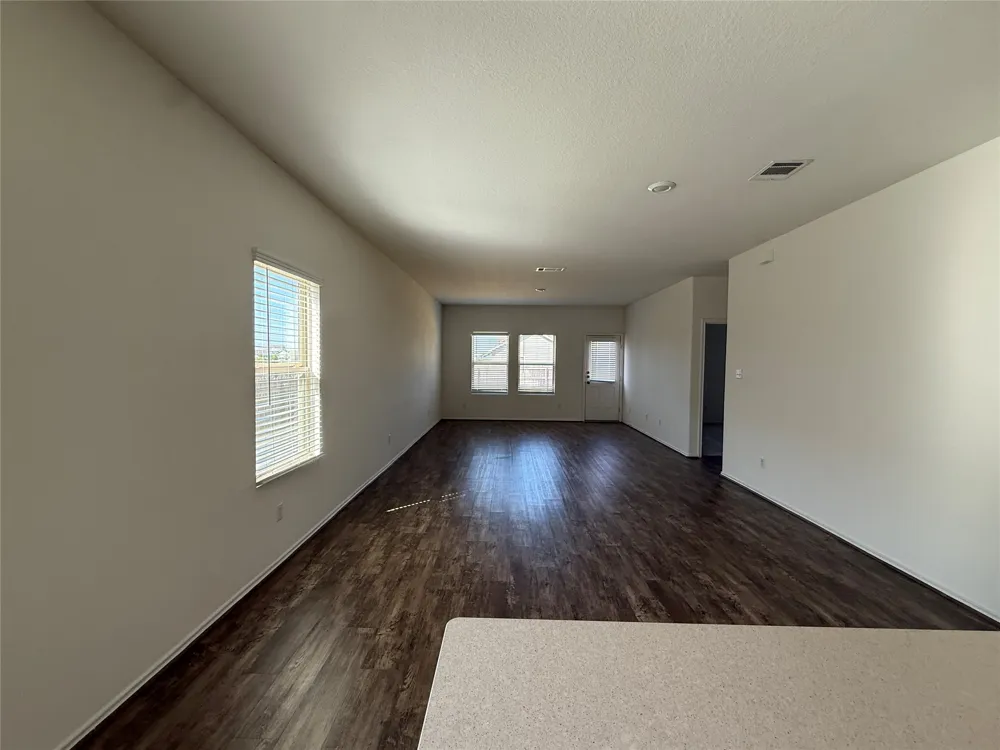 105 Crier Cove Georgetown, TX 78626