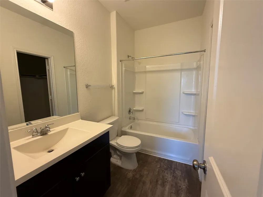 105 Crier Cove Georgetown, TX 78626