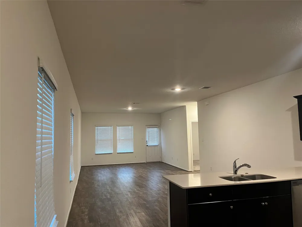 105 Crier Cove Georgetown, TX 78626