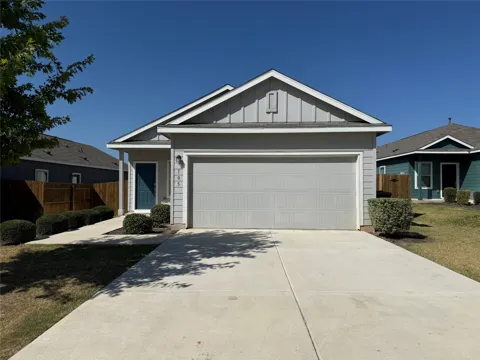 105 Crier Cove