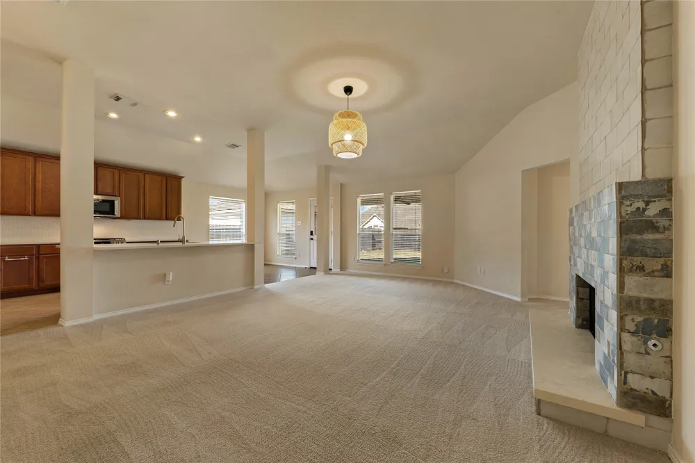11620 Sunny Creek Lane Manor, TX 78653
