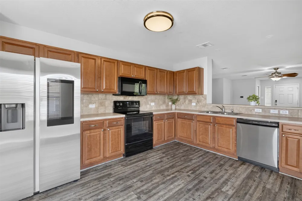 313 Wimberley Street Hutto, TX 78634