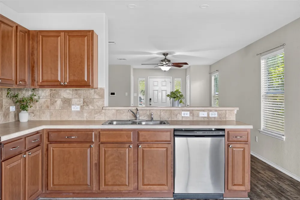 313 Wimberley Street Hutto, TX 78634