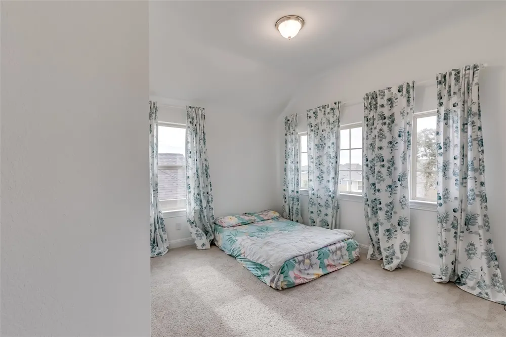 2808 Stone Branch Drive Leander, TX 78641