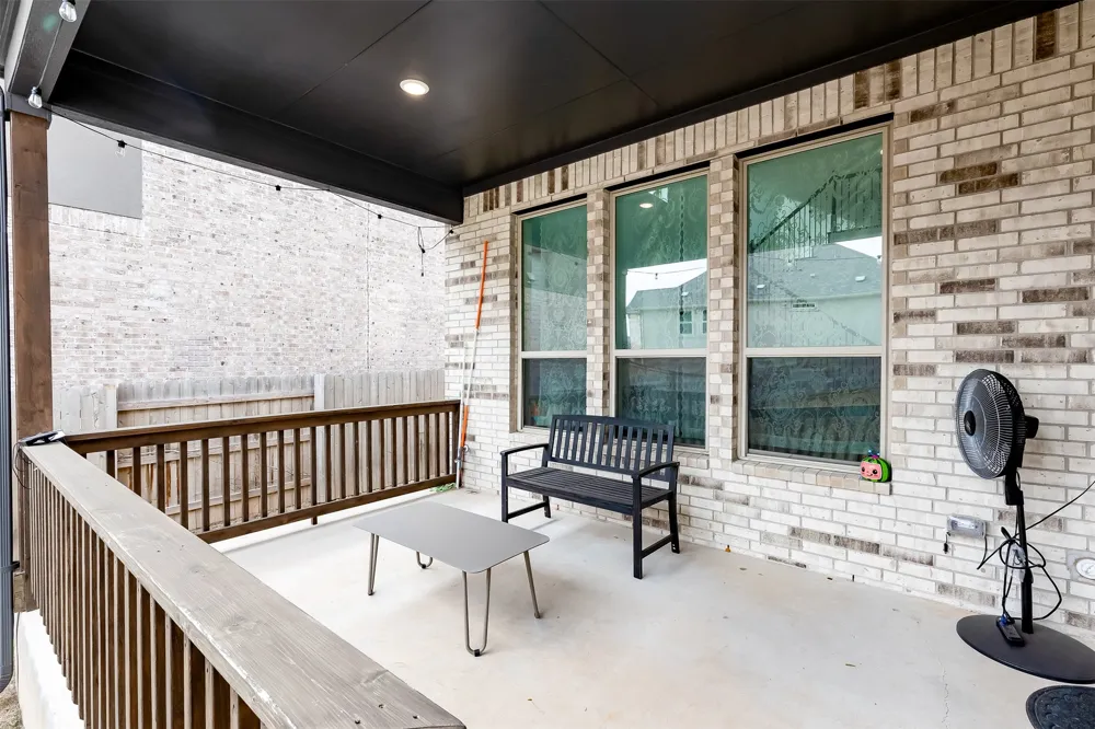 2808 Stone Branch Drive Leander, TX 78641