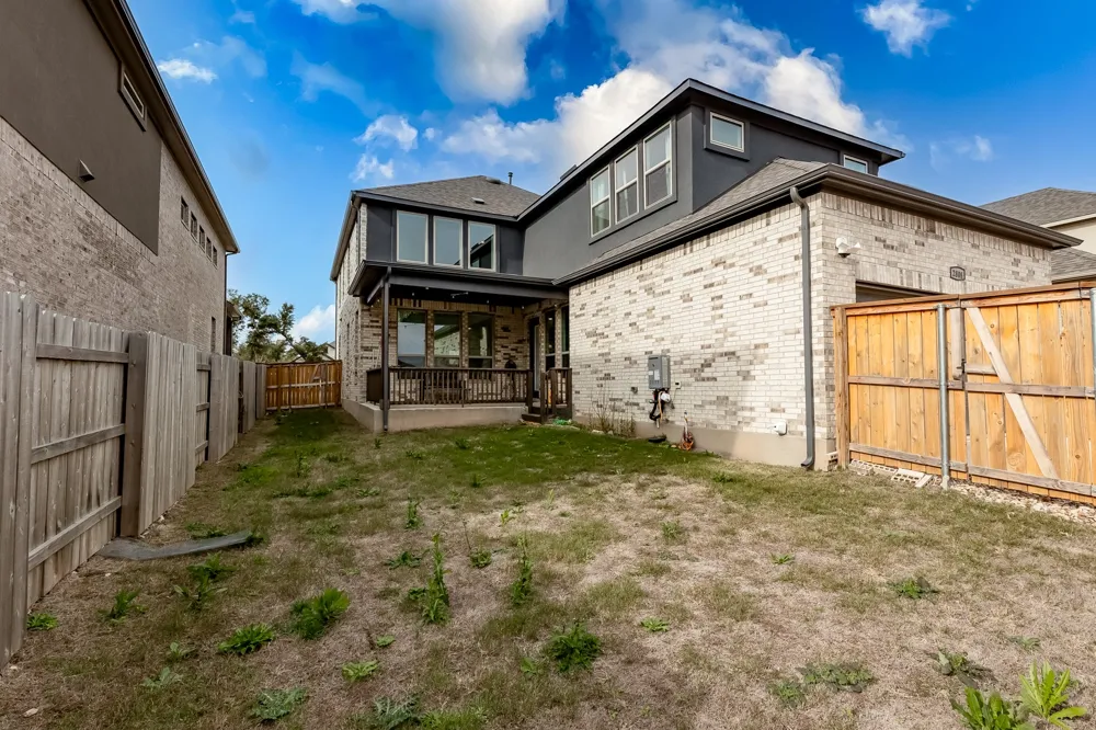 2808 Stone Branch Drive Leander, TX 78641
