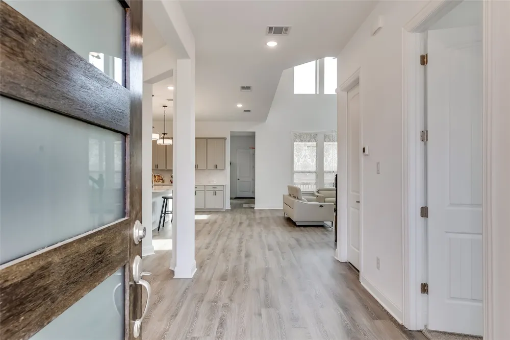 2808 Stone Branch Drive Leander, TX 78641