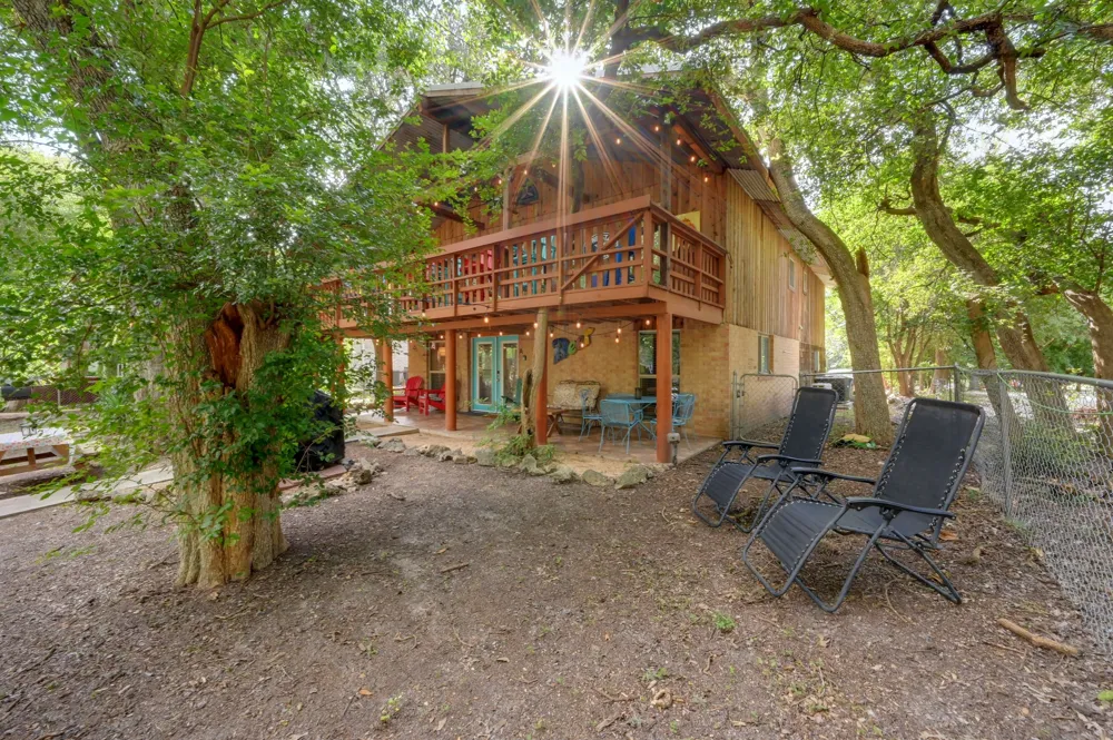 82 Guada Coma Drive #B New Braunfels, TX 78130