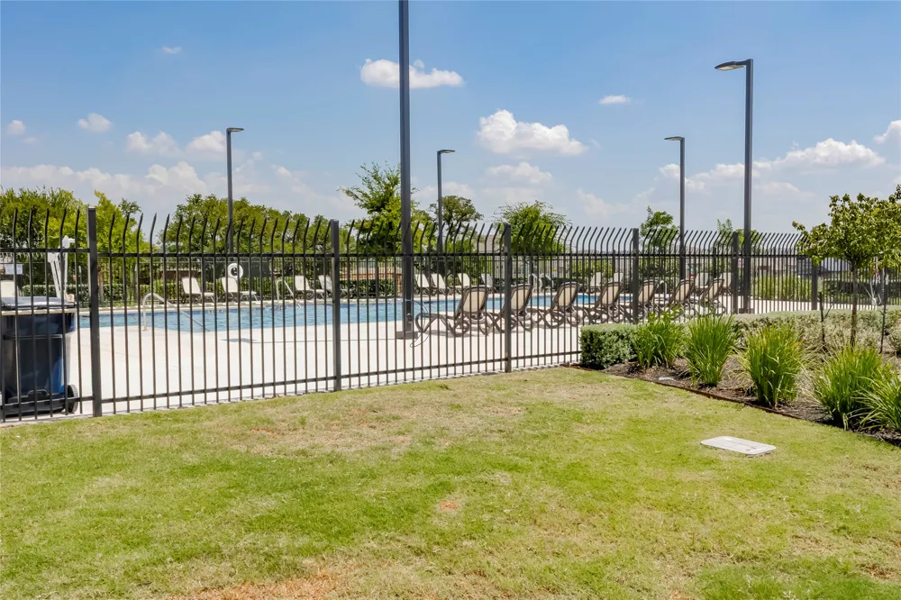 113 Queen Anne Drive Leander, TX 78641