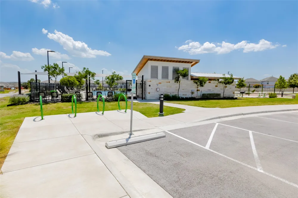 113 Queen Anne Drive Leander, TX 78641