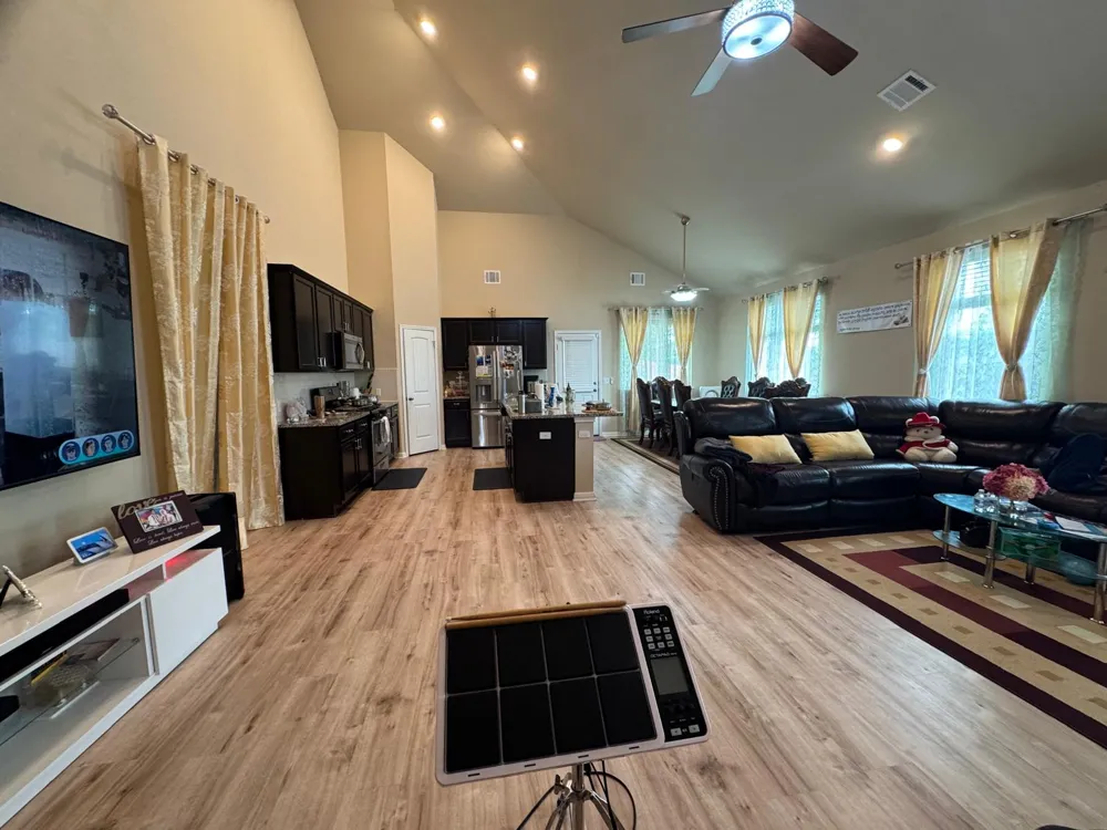 113 Queen Anne Drive Leander, TX 78641