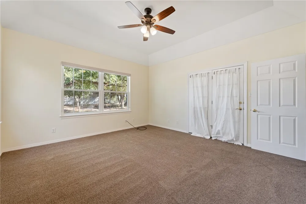2550 County Road 233 Florence, TX 76527