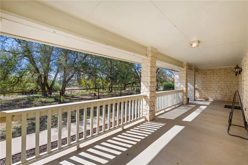 2550 County Road 233 Florence, TX 76527
