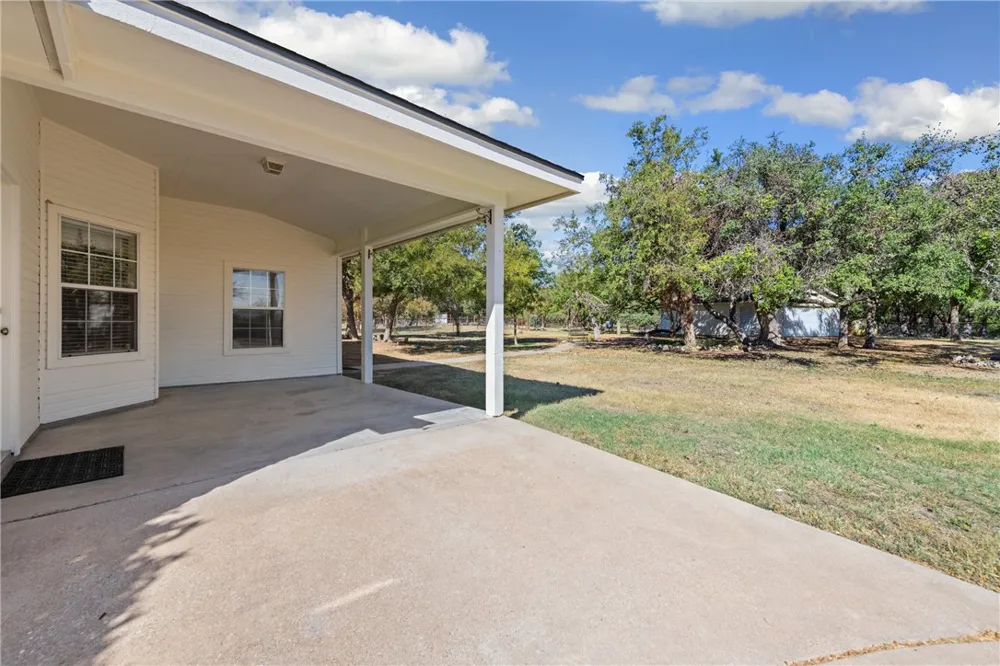 2550 County Road 233 Florence, TX 76527