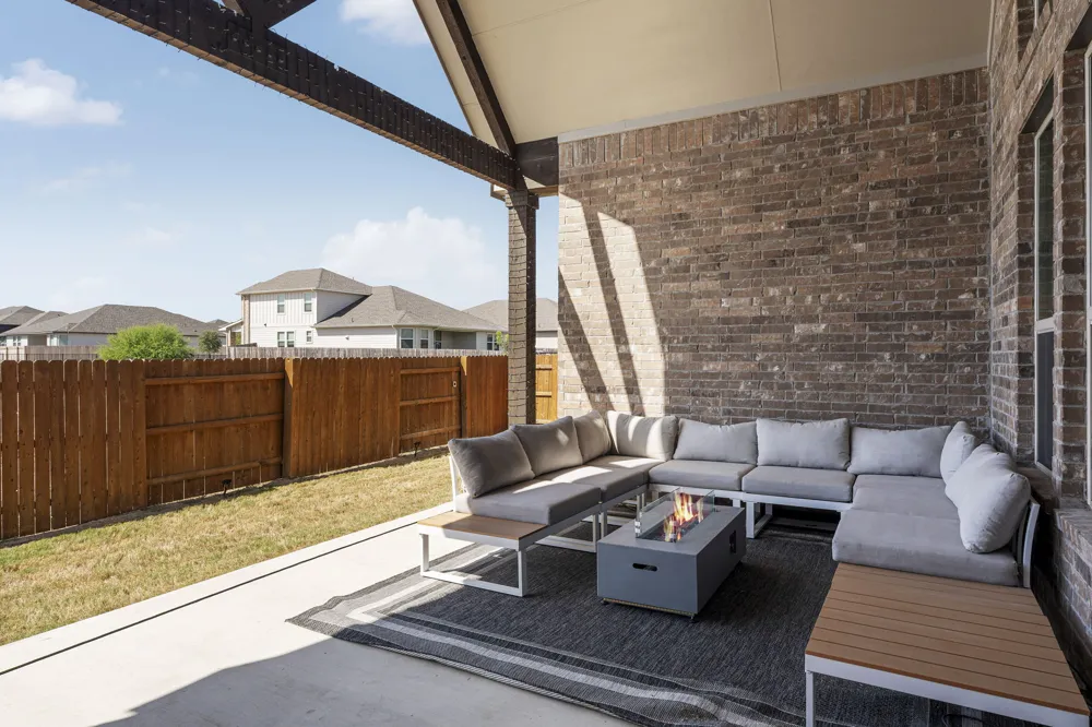 161 Rainier Drive Kyle, TX 78640