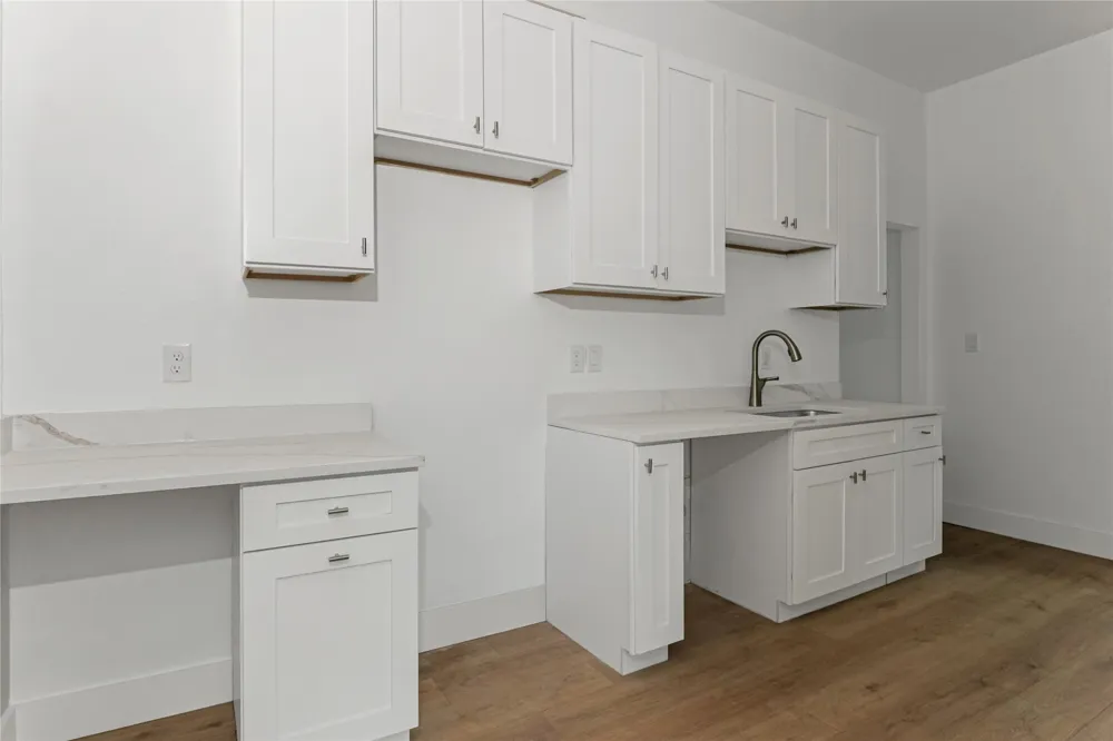 1641 E Tucker Street Fort Worth, TX 76104
