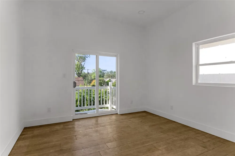 1641 E Tucker Street Fort Worth, TX 76104