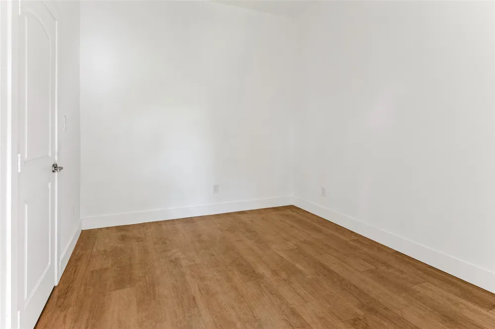 1641 E Tucker Street Fort Worth, TX 76104
