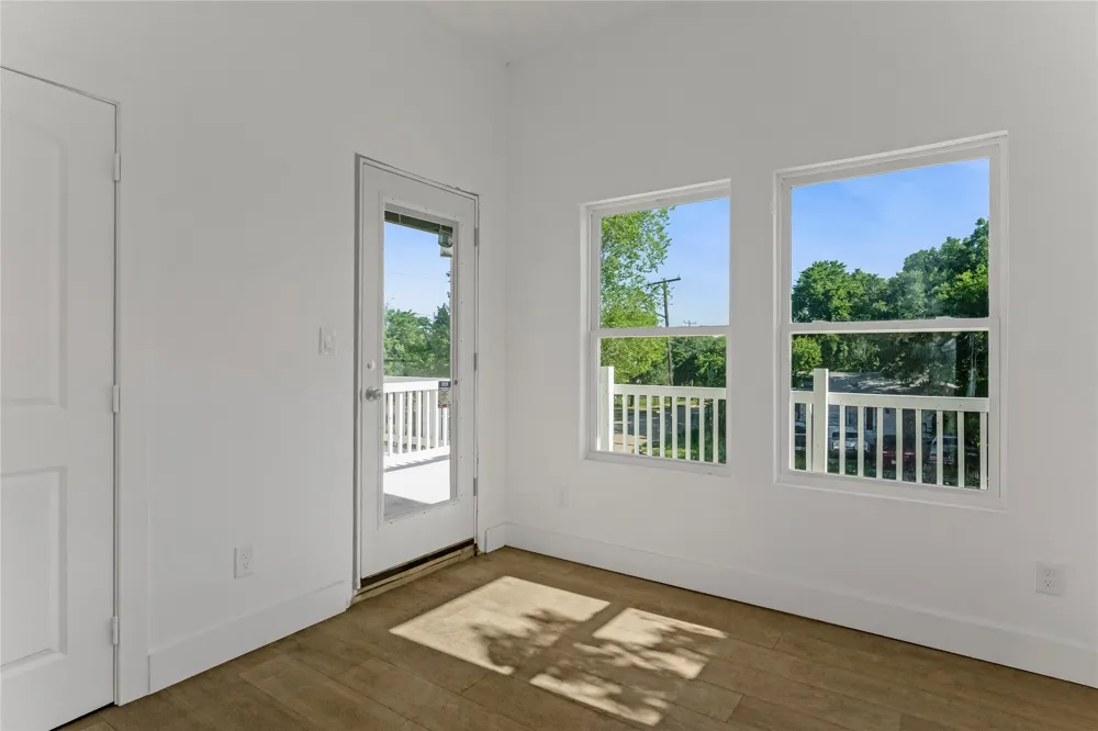 1641 E Tucker Street Fort Worth, TX 76104