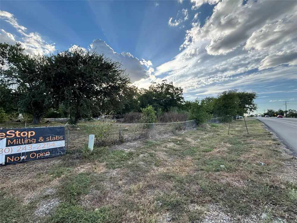 110 Leisure Village Drive New Braunfels, TX 78130