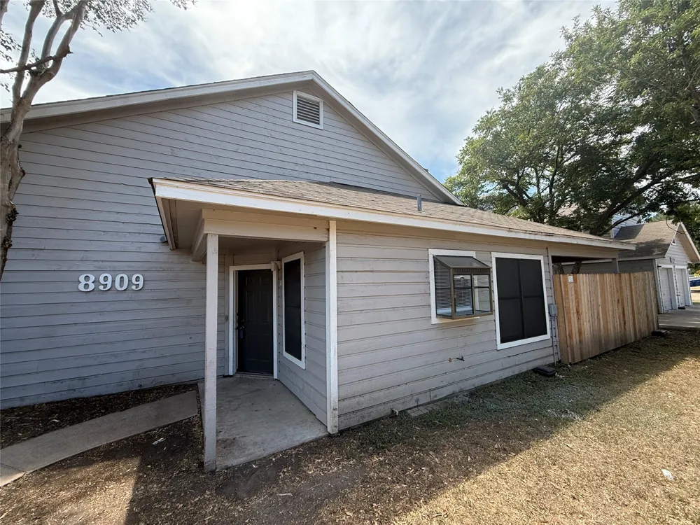 8909 Schick Road #A Austin, TX 78729