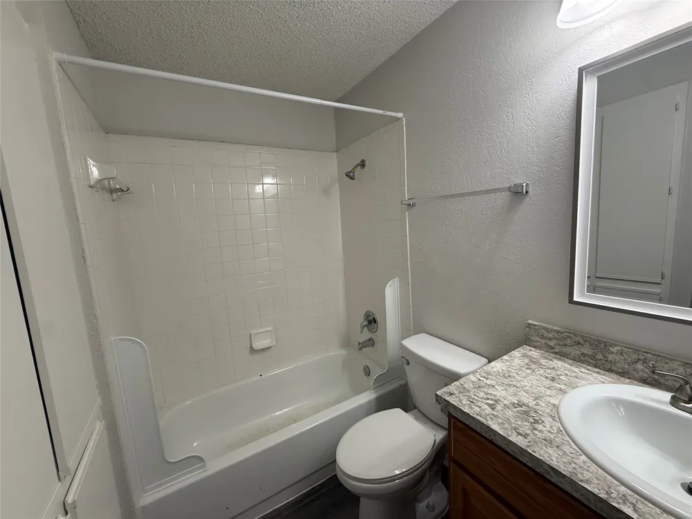 8909 Schick Road #A Austin, TX 78729