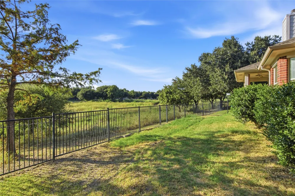 744 Bent Wood Place Round Rock, TX 78665