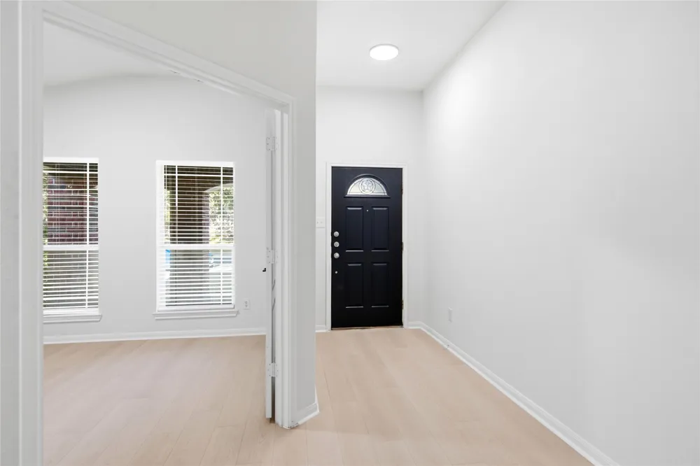 744 Bent Wood Place Round Rock, TX 78665