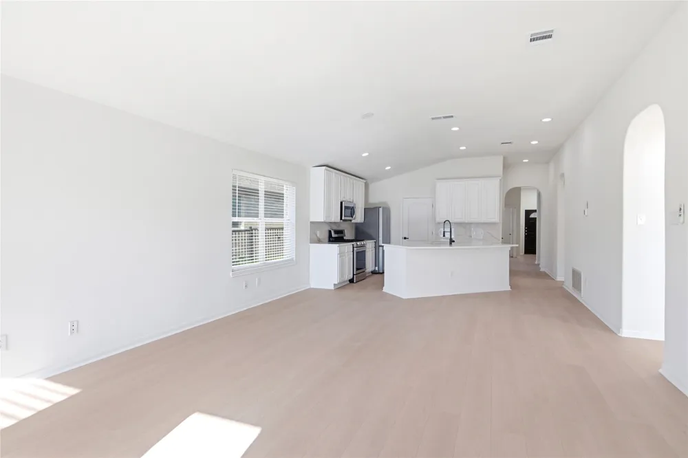 744 Bent Wood Place Round Rock, TX 78665