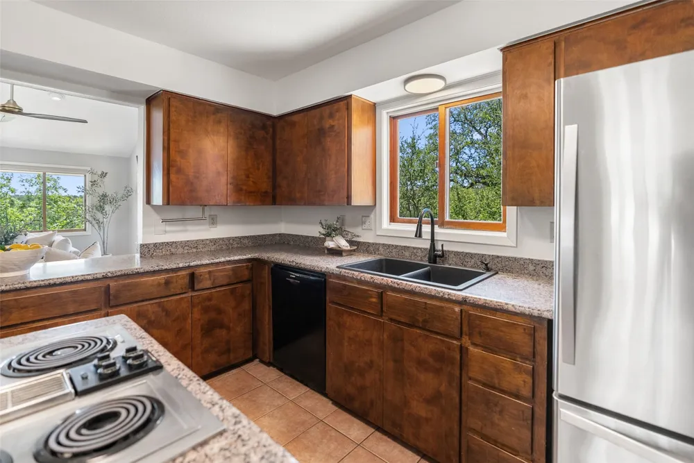 18205 Ridge Road Lago Vista, TX 78645
