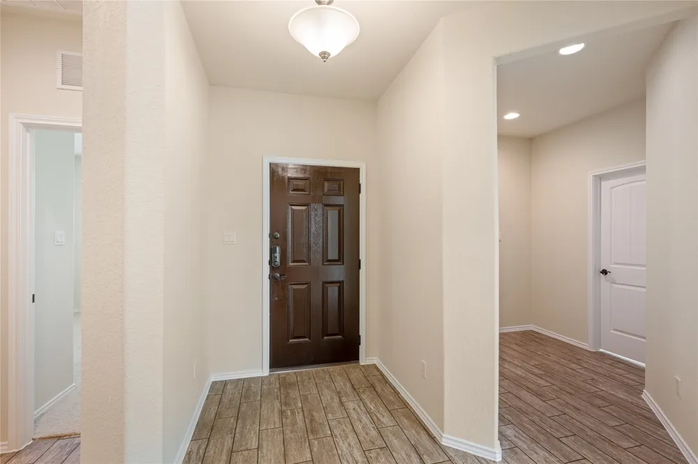 401 Duroc Drive Hutto, TX 78634