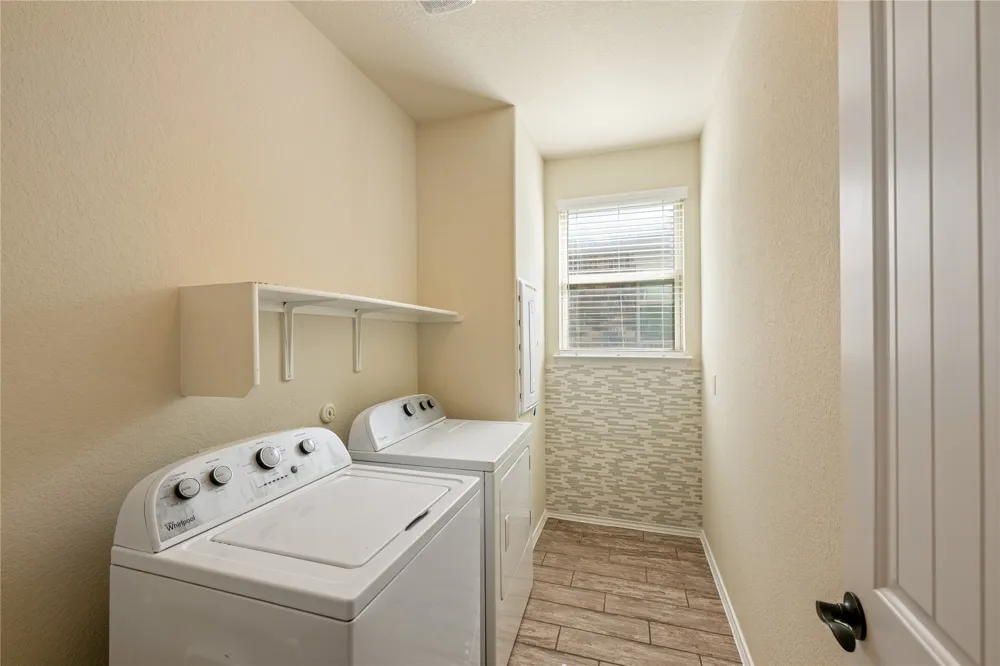 401 Duroc Drive Hutto, TX 78634