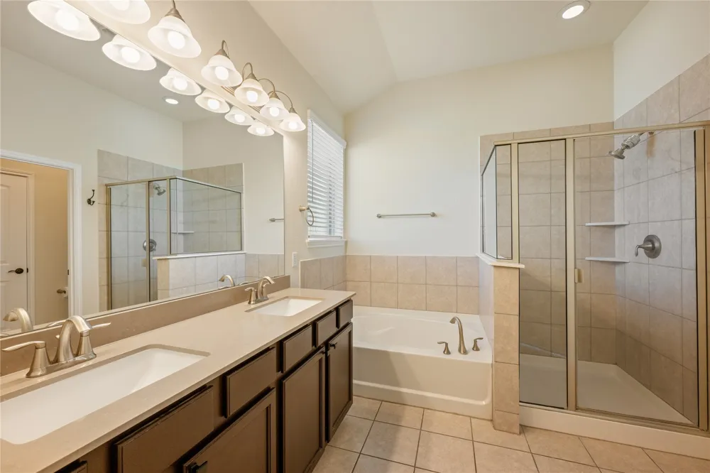 401 Duroc Drive Hutto, TX 78634