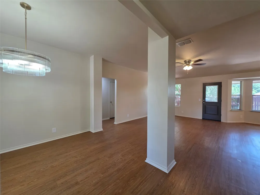 11602 Maybach Drive Del Valle, TX 78617