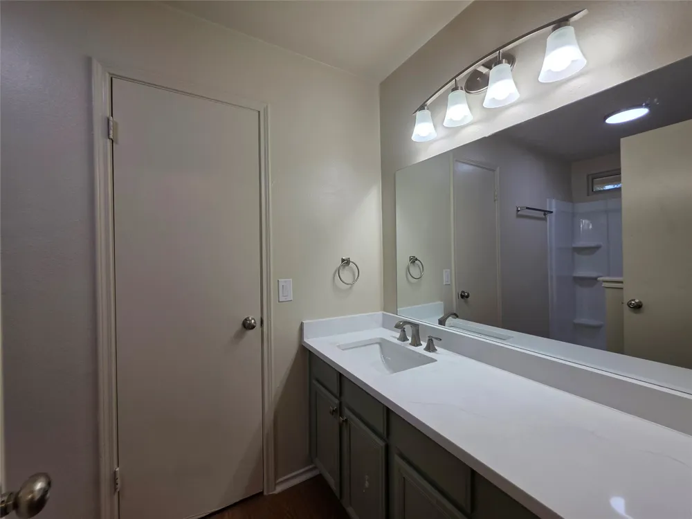 11602 Maybach Drive Del Valle, TX 78617