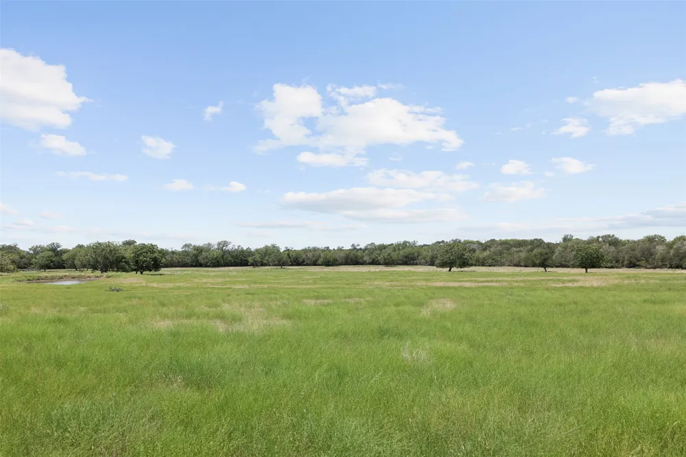 2 Fm 3158 Dale, TX 78616