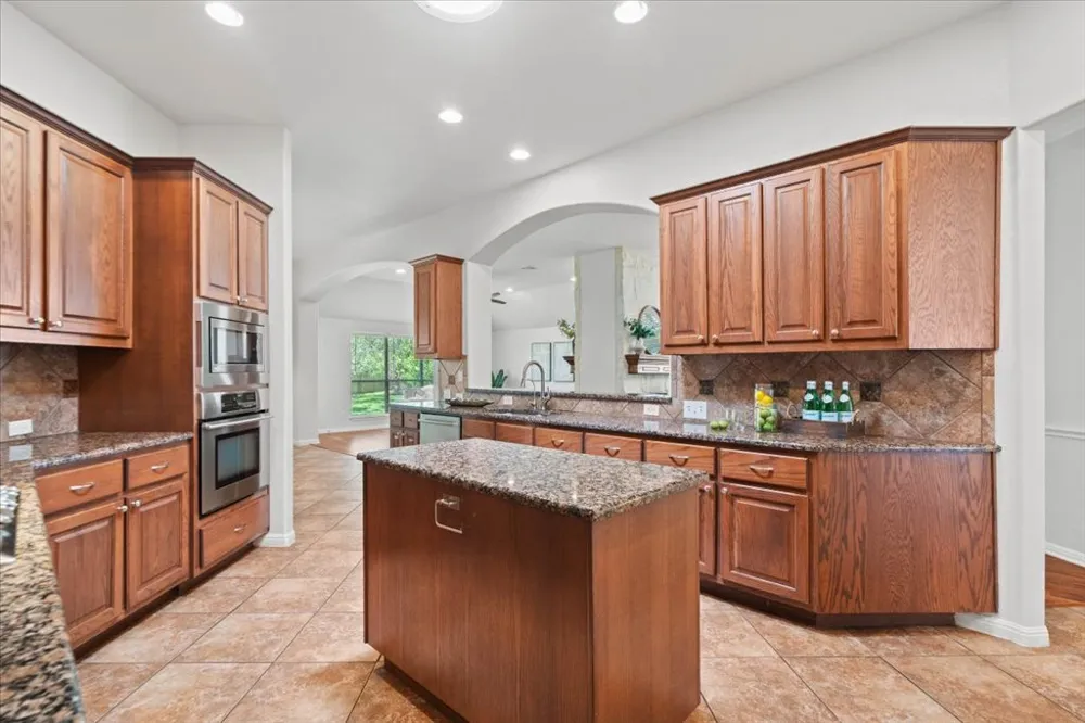 8129 Ladera Verde Drive Austin, TX 78739