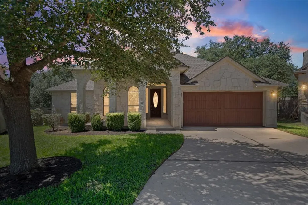 8129 Ladera Verde Drive Austin, TX 78739