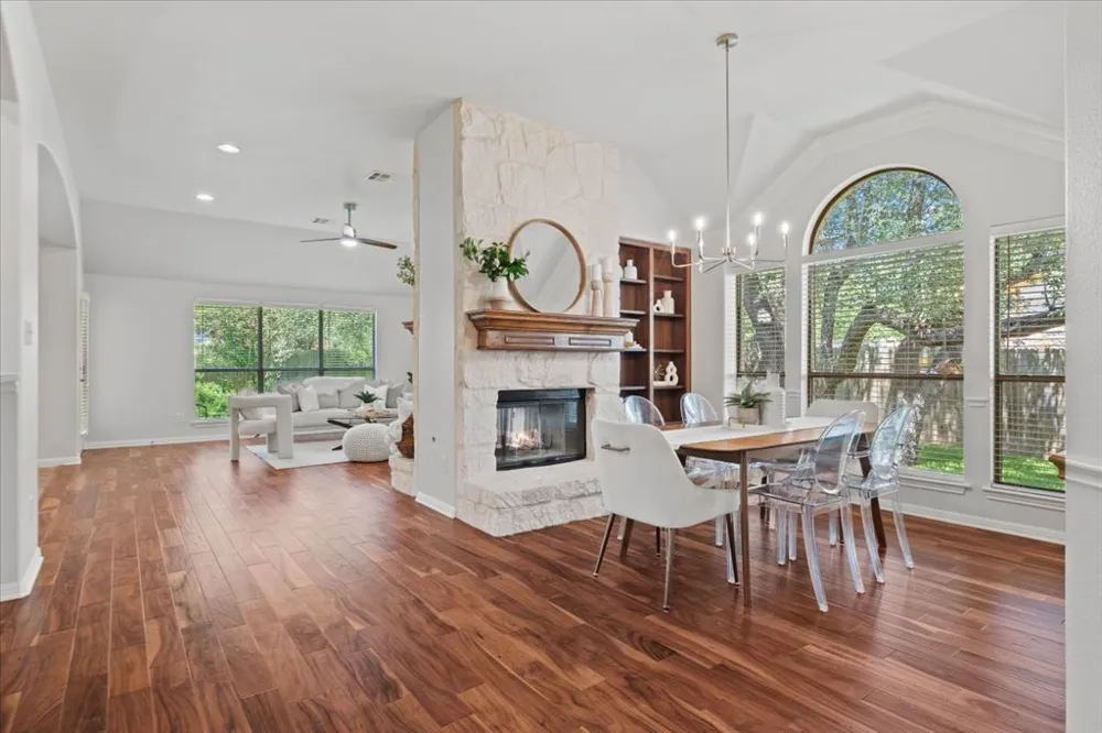 8129 Ladera Verde Drive Austin, TX 78739