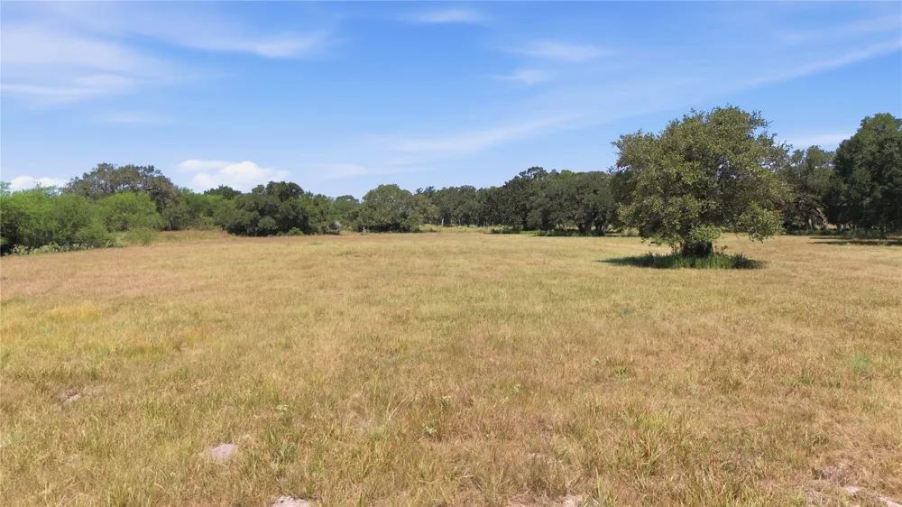 1 County Road 123 Edna, TX 77957