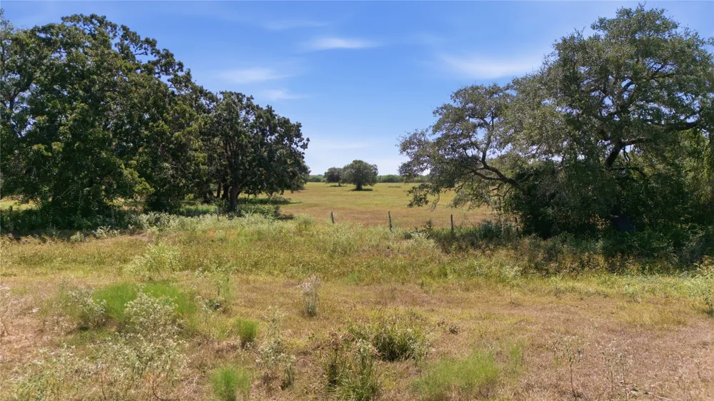1 County Road 123 Edna, TX 77957