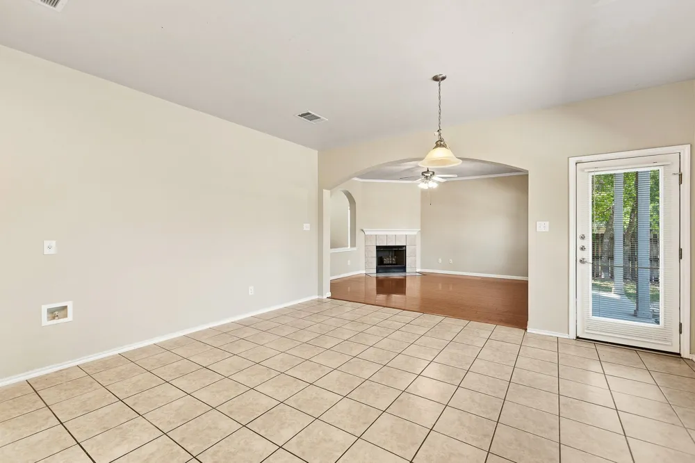 11400 Hereford Street Manor, TX 78653