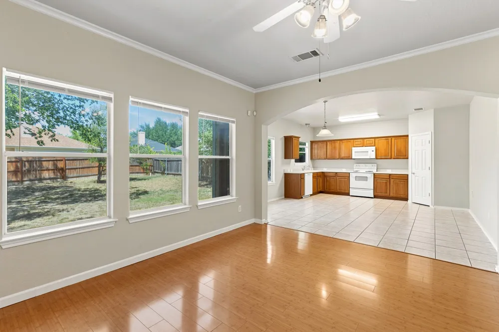11400 Hereford Street Manor, TX 78653
