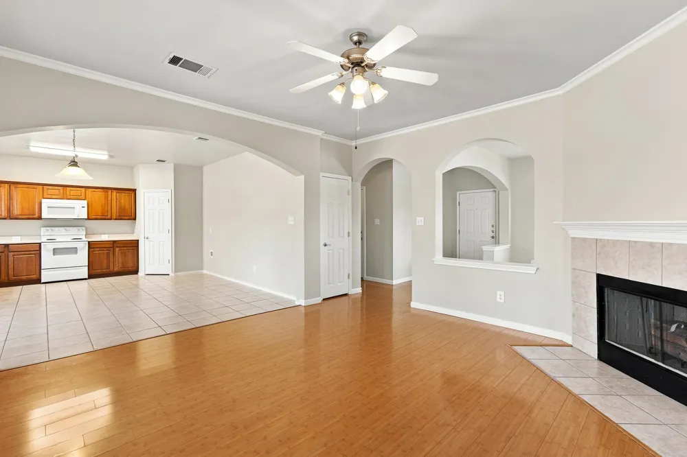 11400 Hereford Street Manor, TX 78653