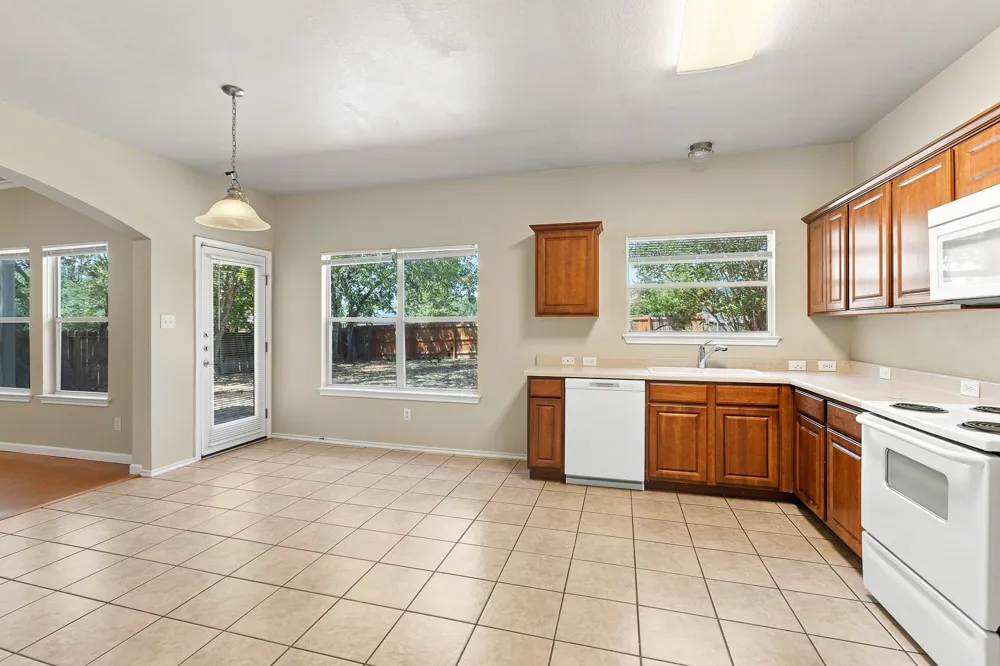 11400 Hereford Street Manor, TX 78653