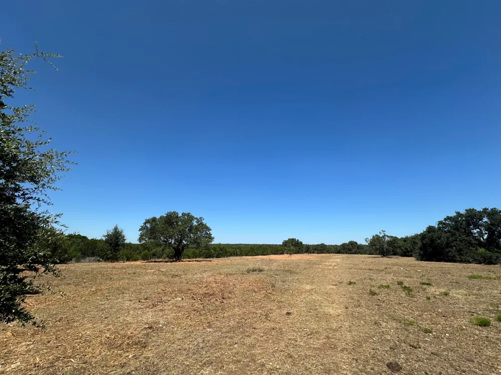1900 County Road 284 Liberty Hill, TX 78642
