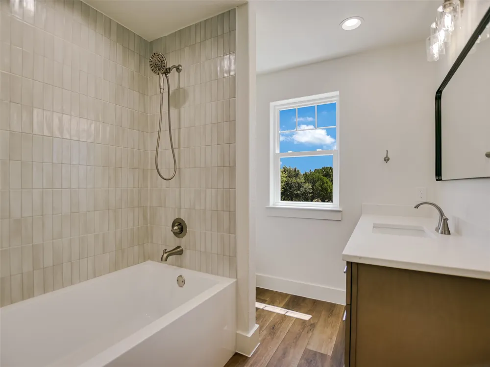 13 Rock Hollow Circle Wimberley, TX 78676