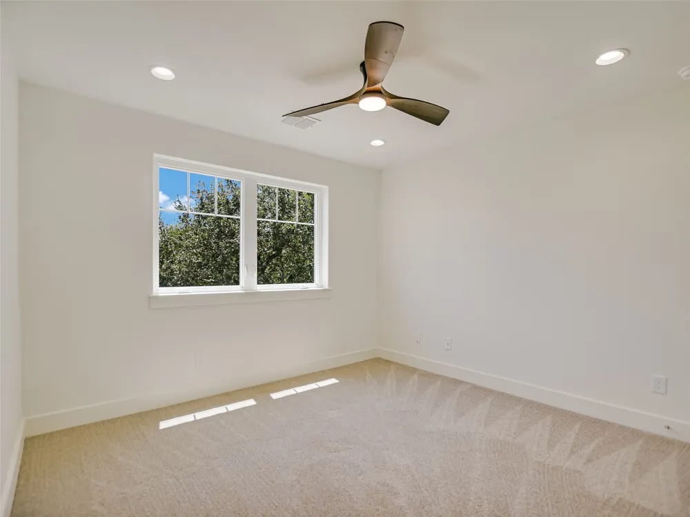 13 Rock Hollow Circle Wimberley, TX 78676