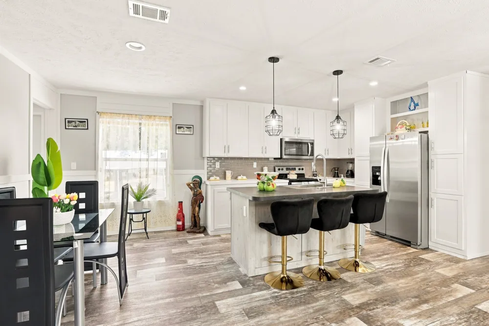 1039 Trailside Drive Elgin, TX 78621